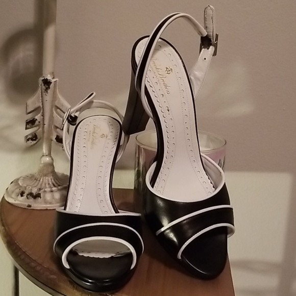 Brooks Brothers Leather PeepToe Heels - Picture 1 of 6